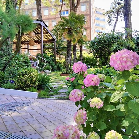 Hotel Abbazia Lignano Sabbiadoro Buitenkant foto