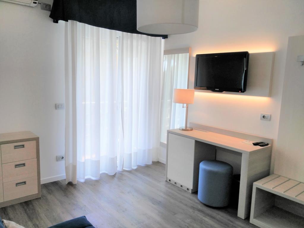 Hotel Abbazia Lignano Sabbiadoro Buitenkant foto