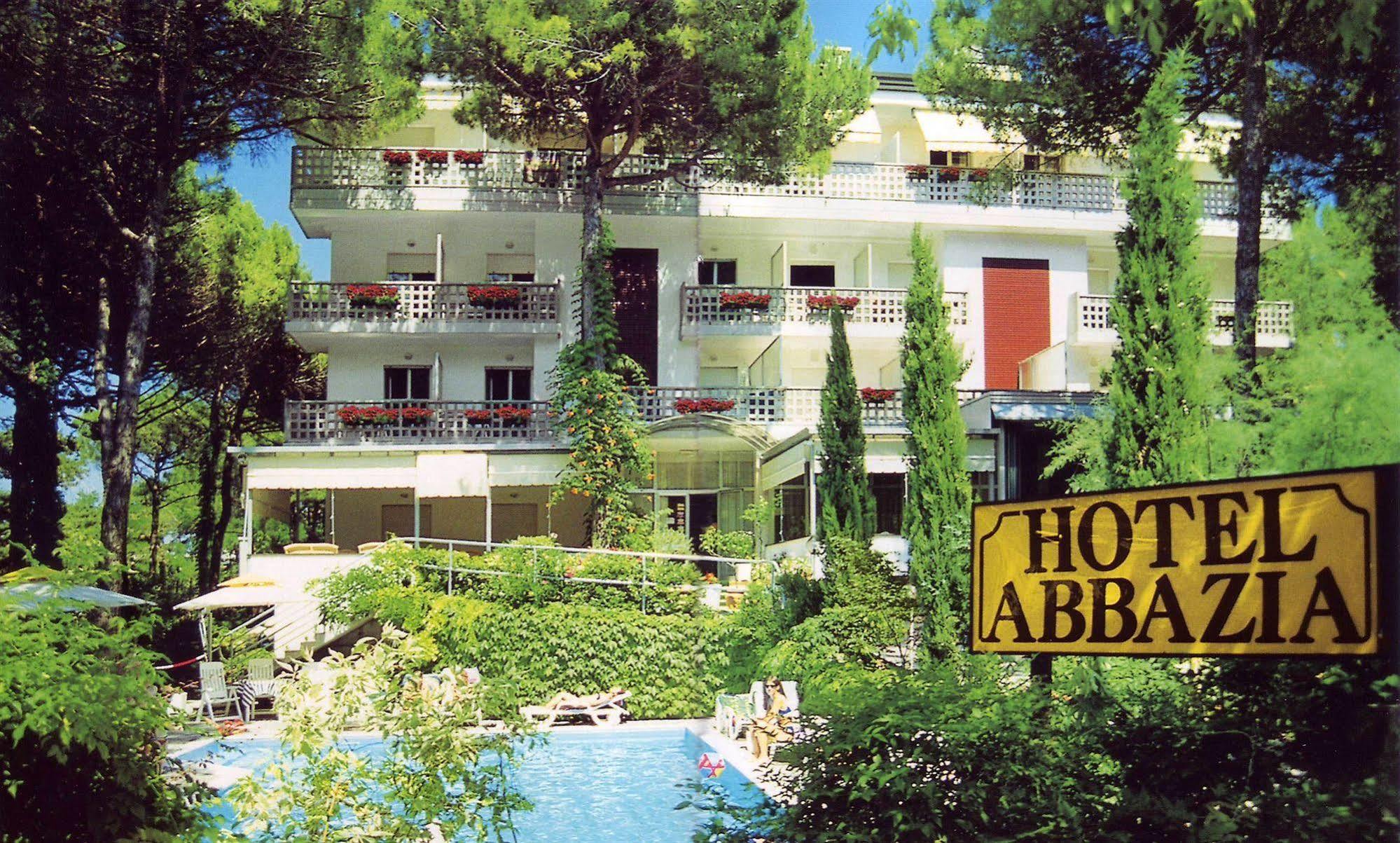 Hotel Abbazia Lignano Sabbiadoro Buitenkant foto