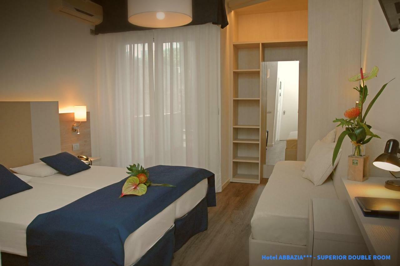 Hotel Abbazia Lignano Sabbiadoro Buitenkant foto